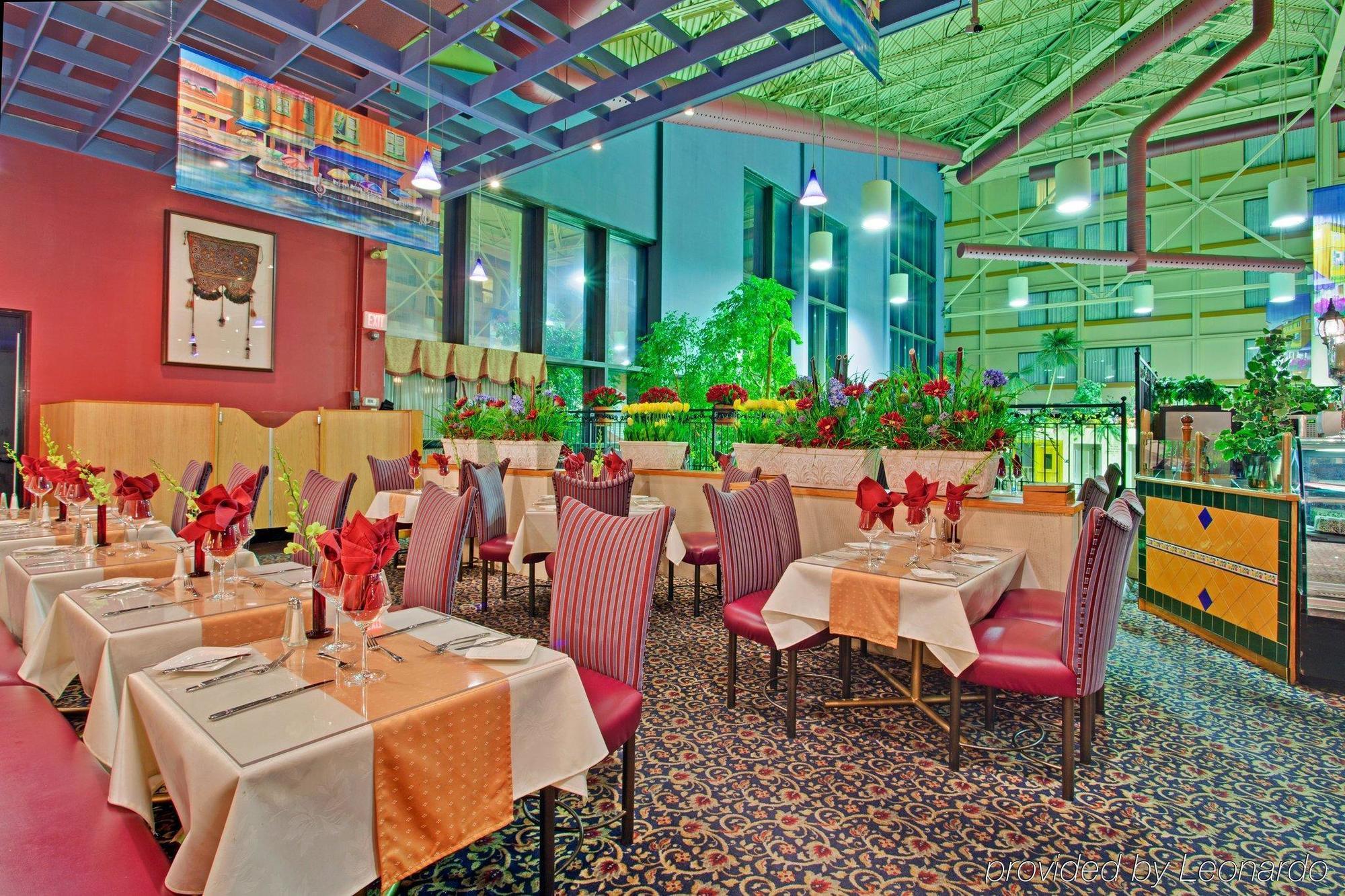 Holiday Inn Toronto - Yorkdale Exterior foto