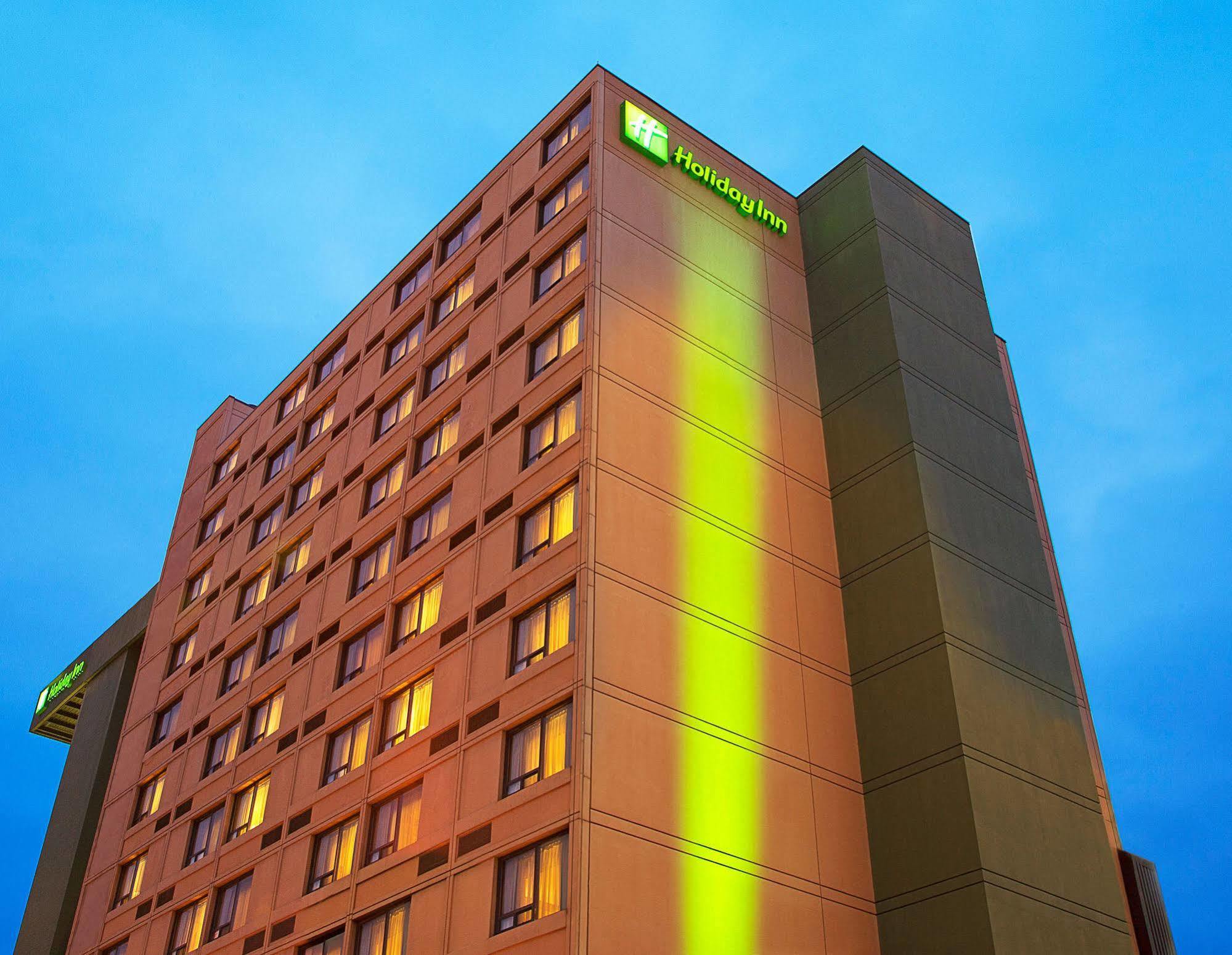 Holiday Inn Toronto - Yorkdale Exterior foto